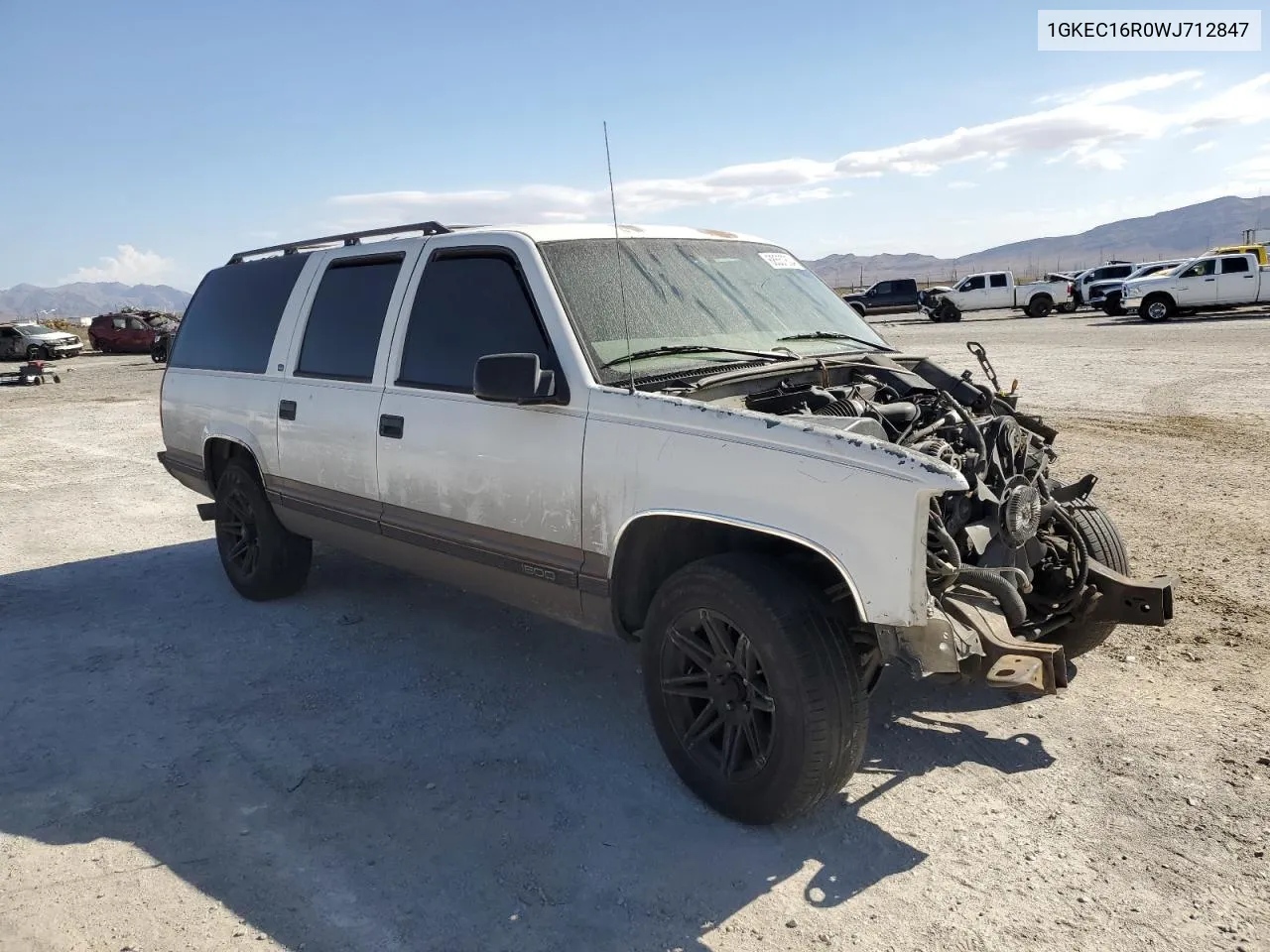 1998 GMC Suburban C1500 VIN: 1GKEC16R0WJ712847 Lot: 68557804