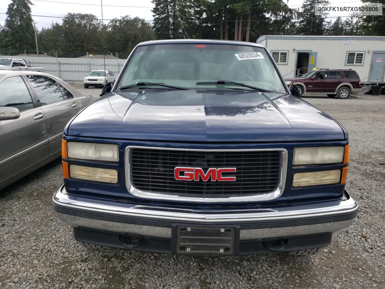 1999 GMC Suburban K1500 VIN: 3GKFK16R7XG535806 Lot: 68520534