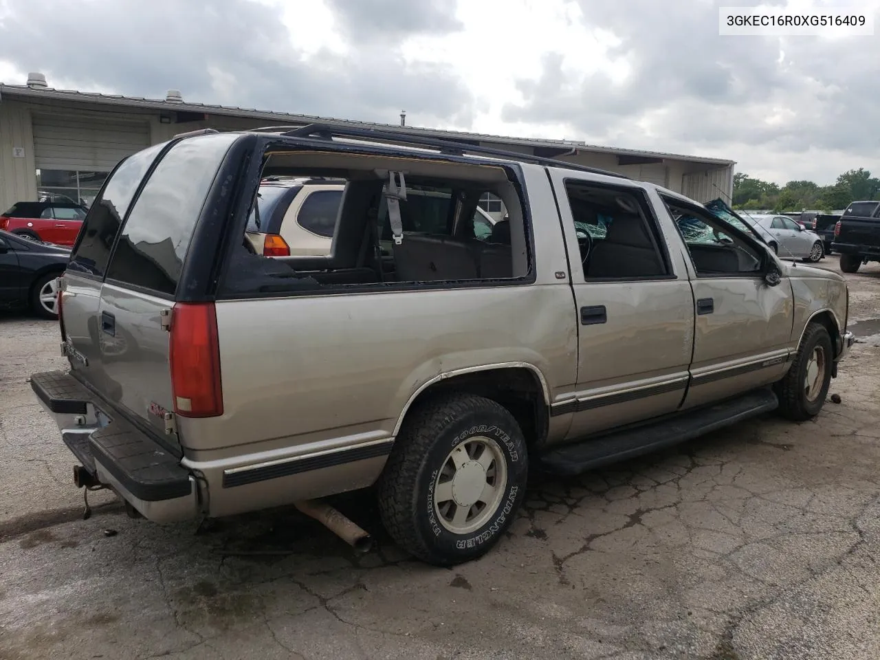 1999 GMC Suburban C1500 VIN: 3GKEC16R0XG516409 Lot: 71573884