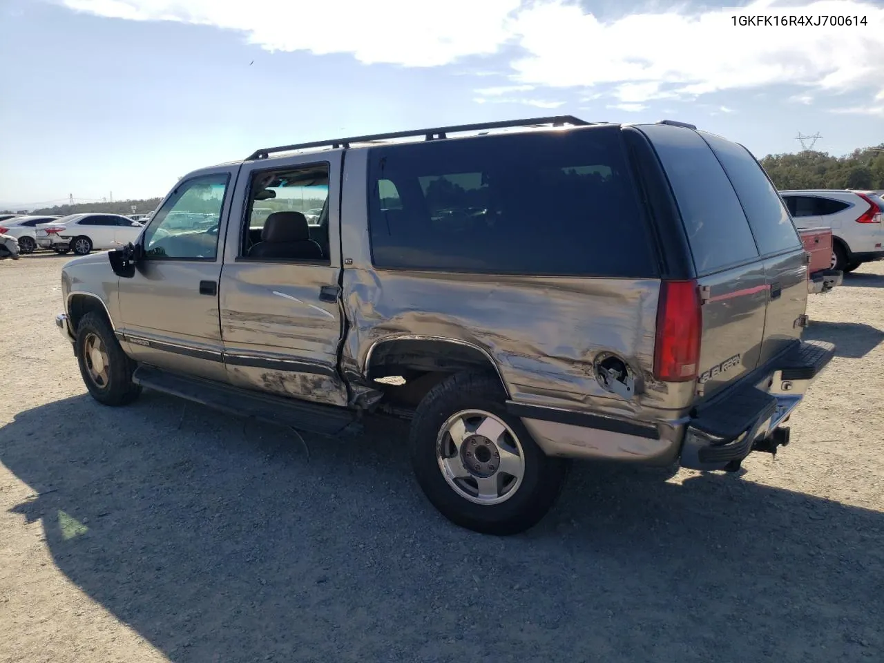 1999 GMC Suburban K1500 VIN: 1GKFK16R4XJ700614 Lot: 73090184