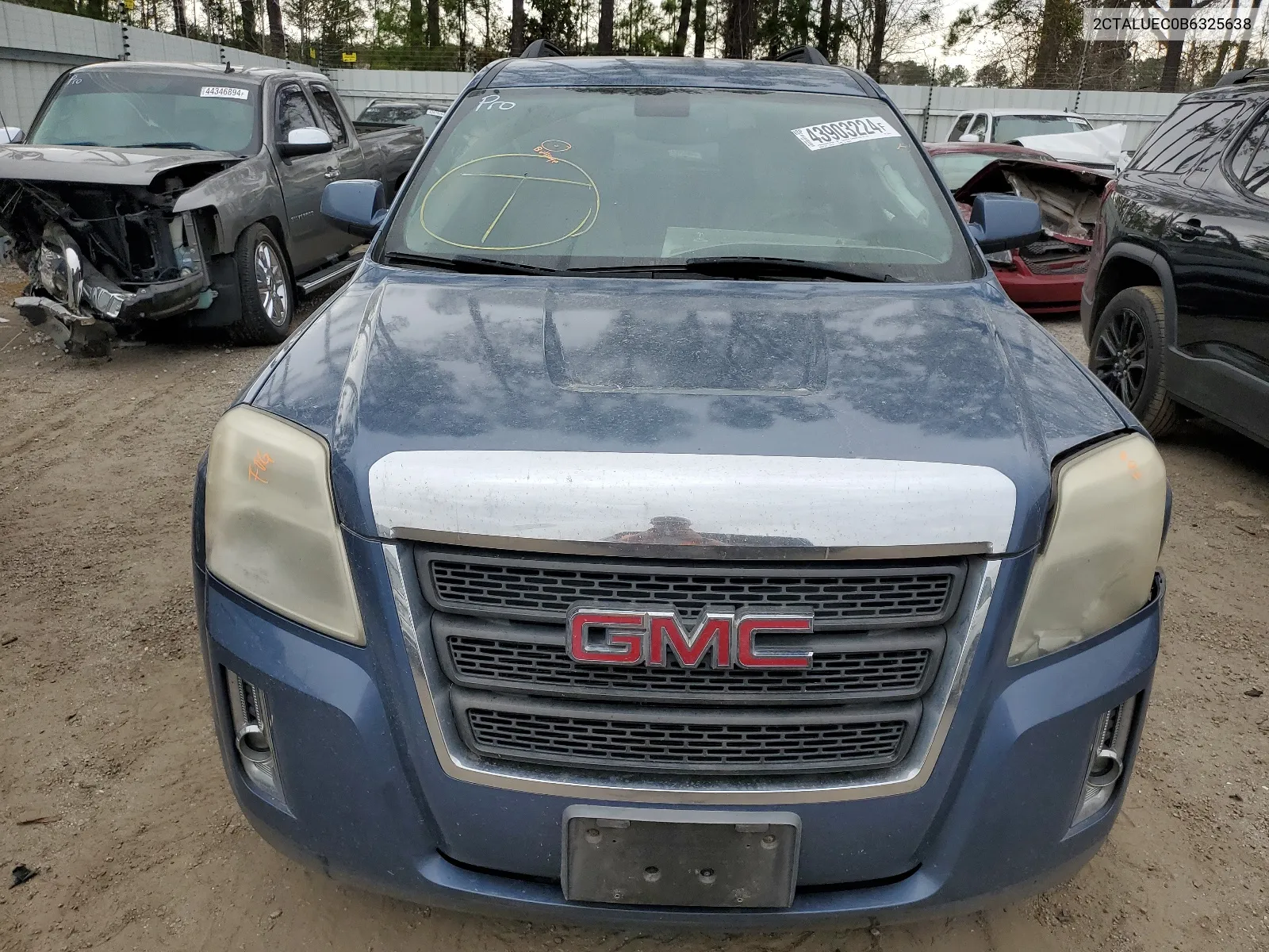 2CTALUEC0B6325638 2011 GMC Terrain Slt