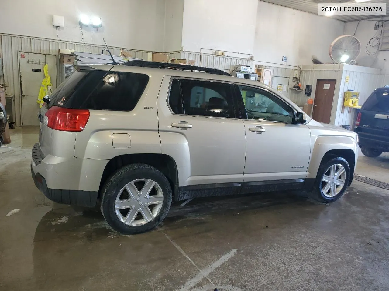 2CTALUEC6B6436226 2011 GMC Terrain Slt