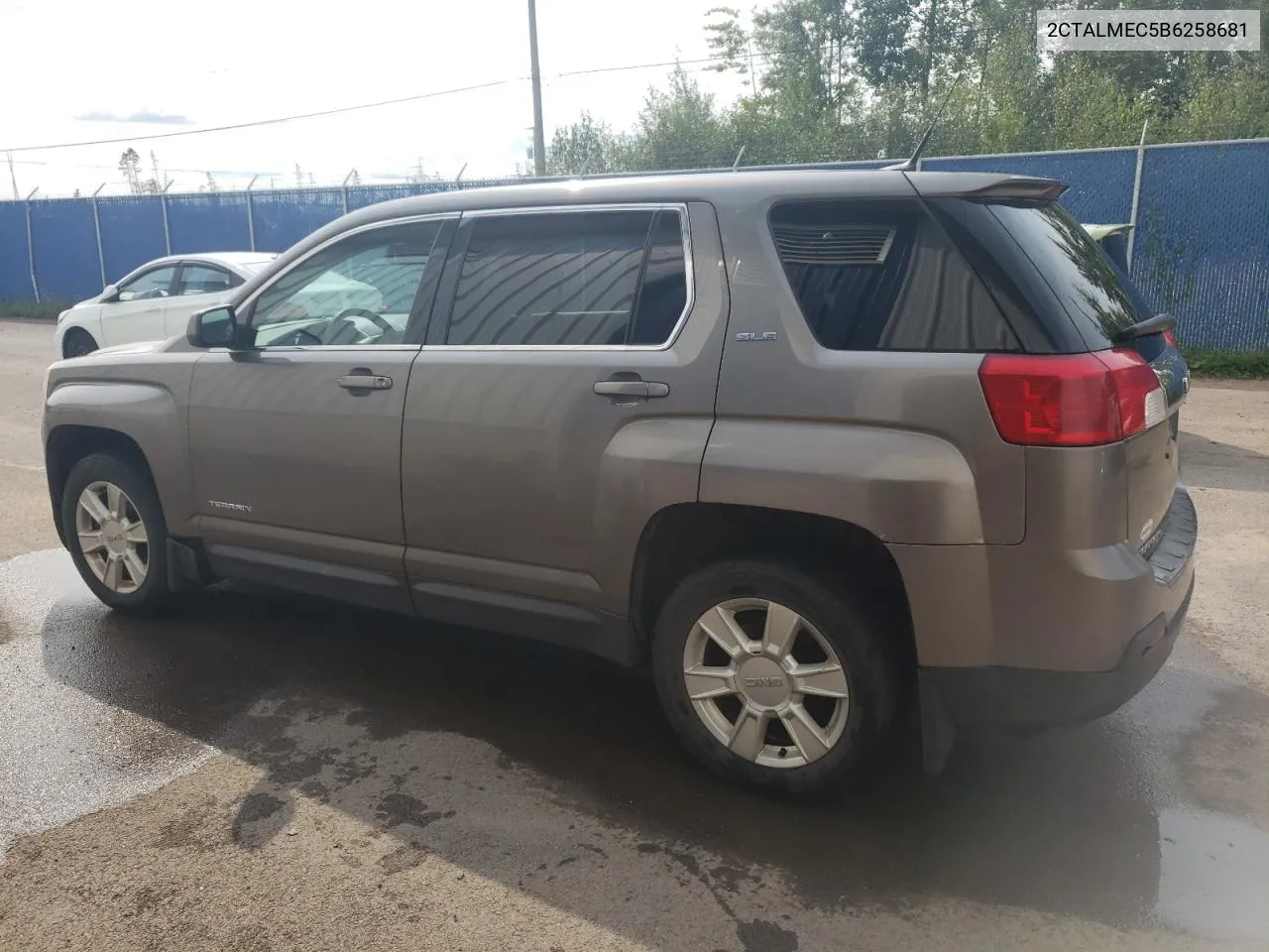 2CTALMEC5B6258681 2011 GMC Terrain Sle