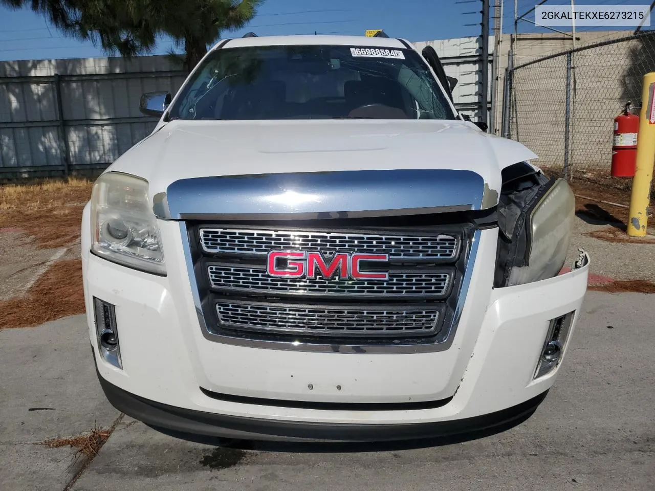 2GKALTEKXE6273215 2014 GMC Terrain Slt