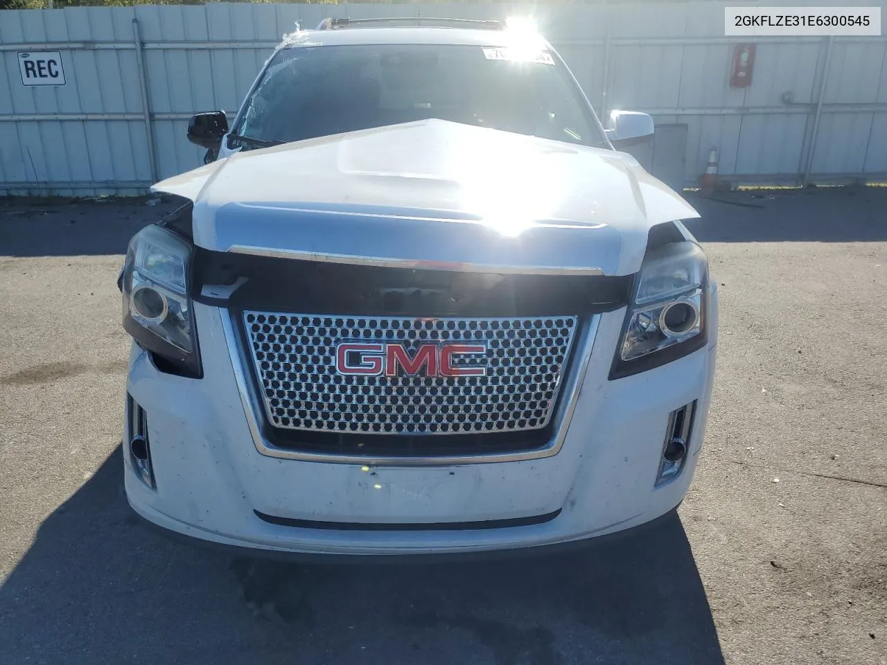 2GKFLZE31E6300545 2014 GMC Terrain Denali