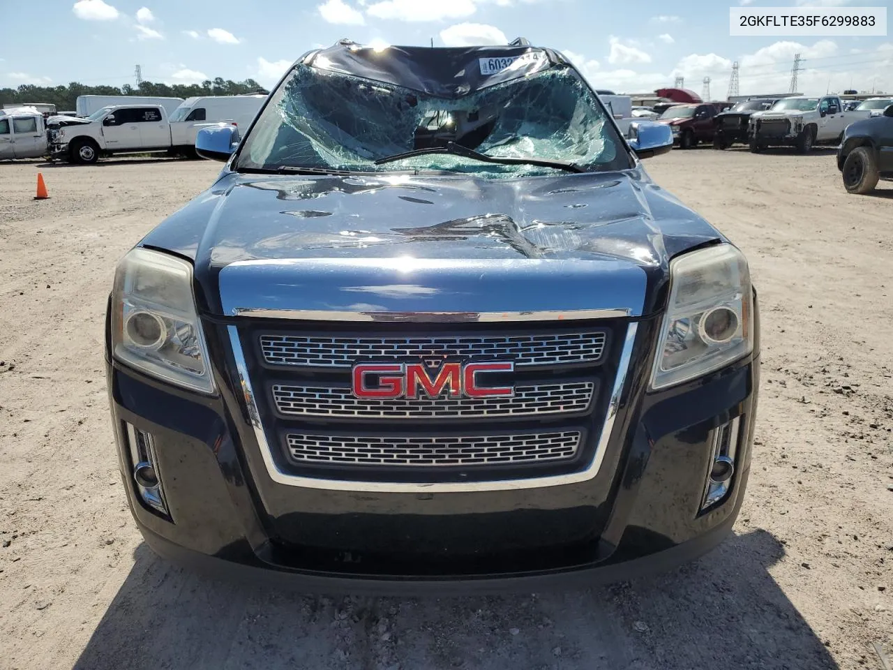 2GKFLTE35F6299883 2015 GMC Terrain Slt