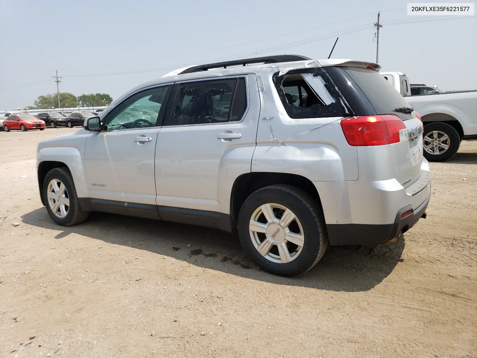 2GKFLXE35F6221577 2015 GMC Terrain Slt