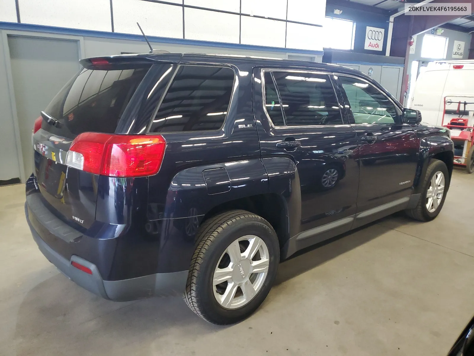 2GKFLVEK4F6195663 2015 GMC Terrain Sle