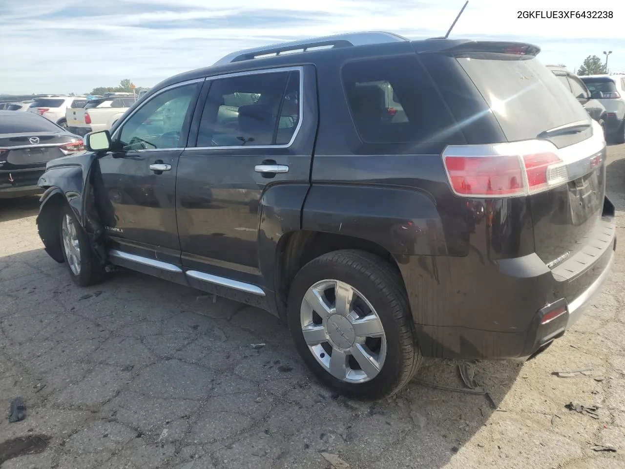 2015 GMC Terrain Denali VIN: 2GKFLUE3XF6432238 Lot: 69751364