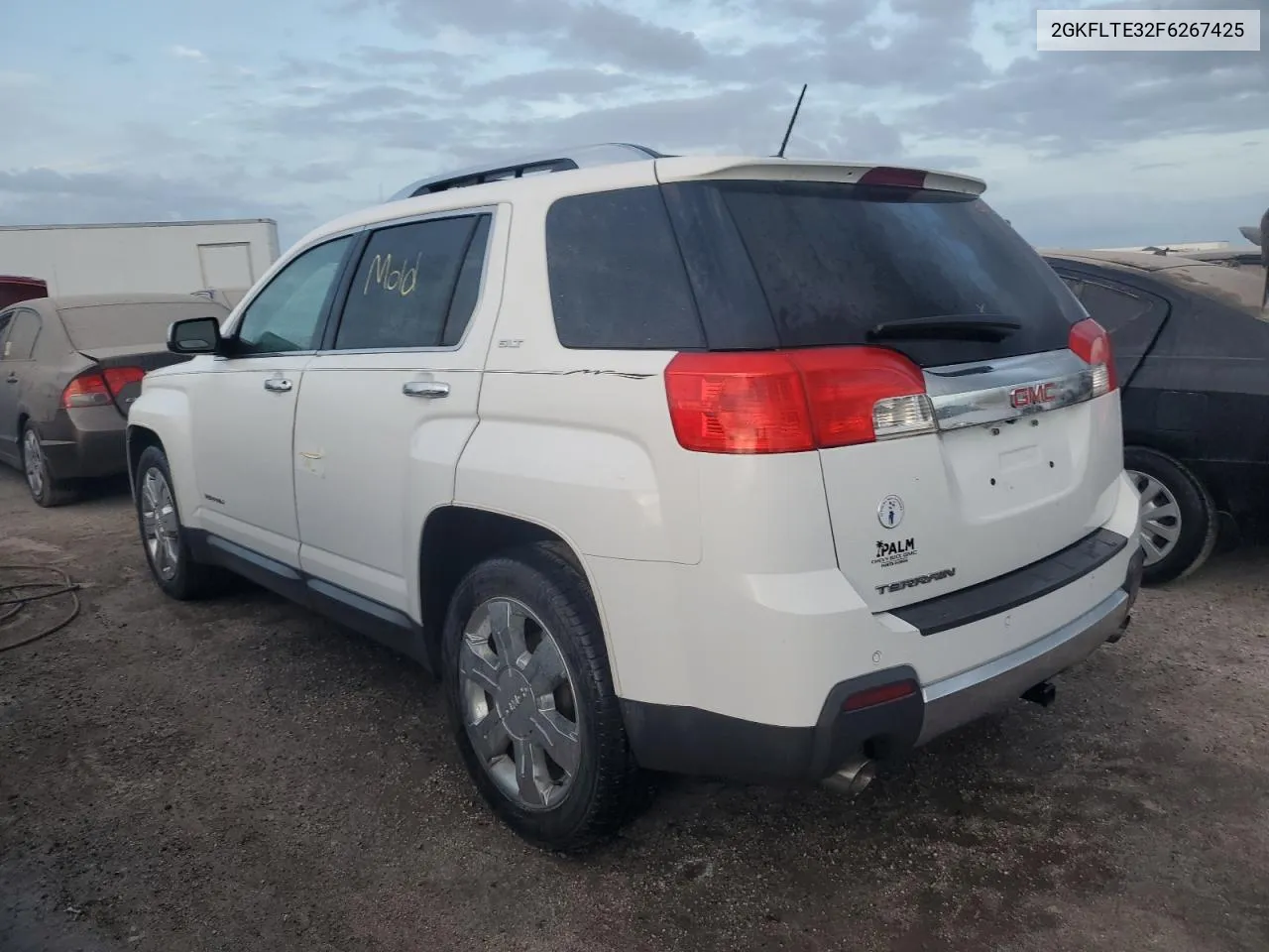 2GKFLTE32F6267425 2015 GMC Terrain Slt