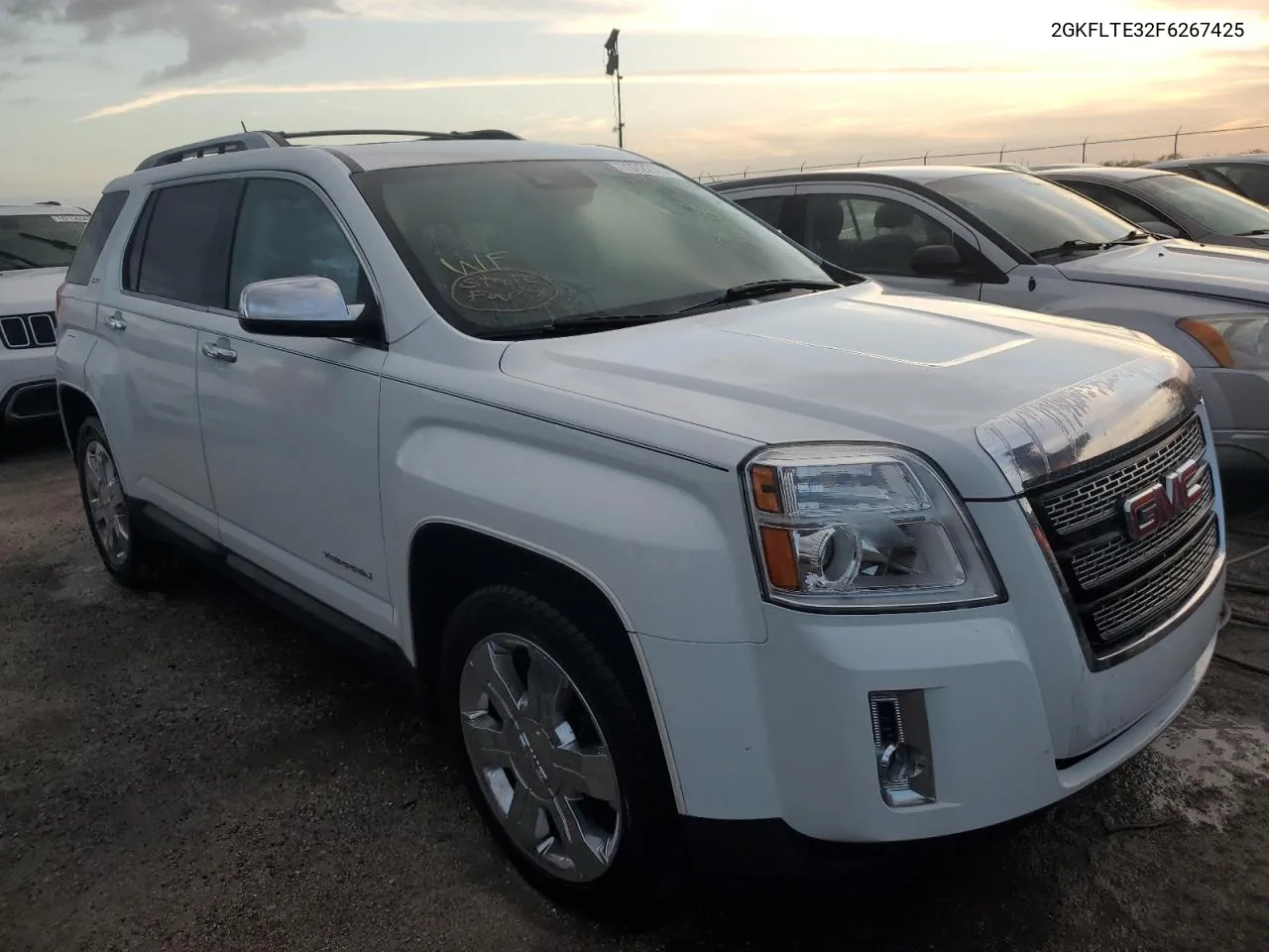 2GKFLTE32F6267425 2015 GMC Terrain Slt