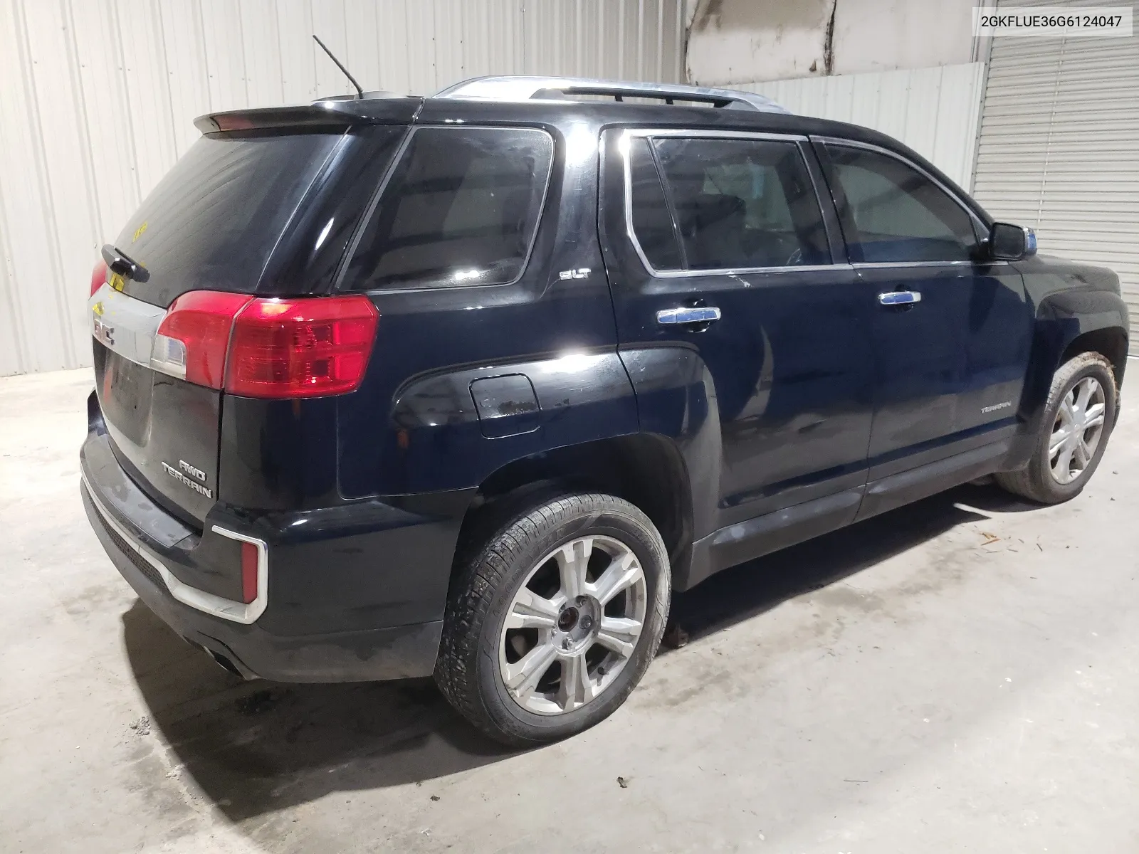 2GKFLUE36G6124047 2016 GMC Terrain Slt