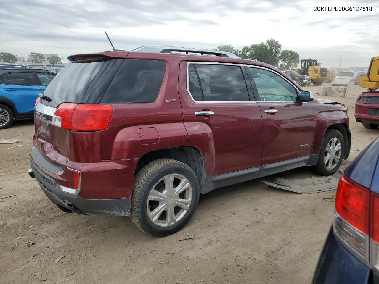 2GKFLPE30G6127818 2016 GMC Terrain Slt