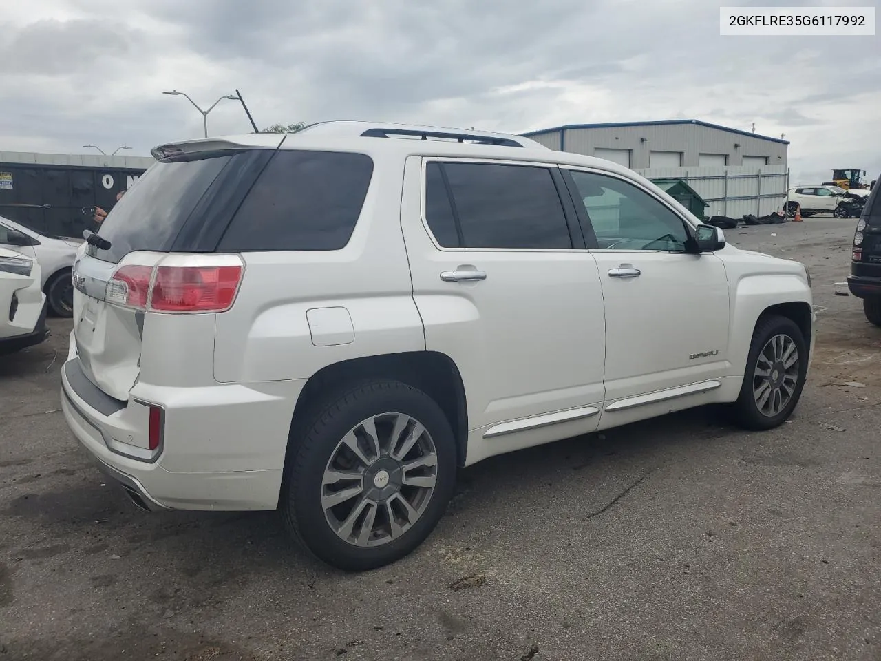 2GKFLRE35G6117992 2016 GMC Terrain Denali