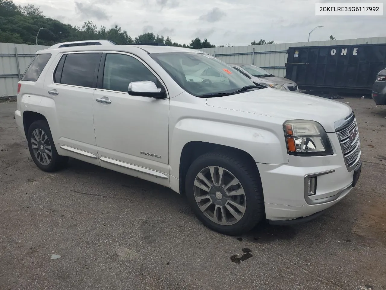 2GKFLRE35G6117992 2016 GMC Terrain Denali