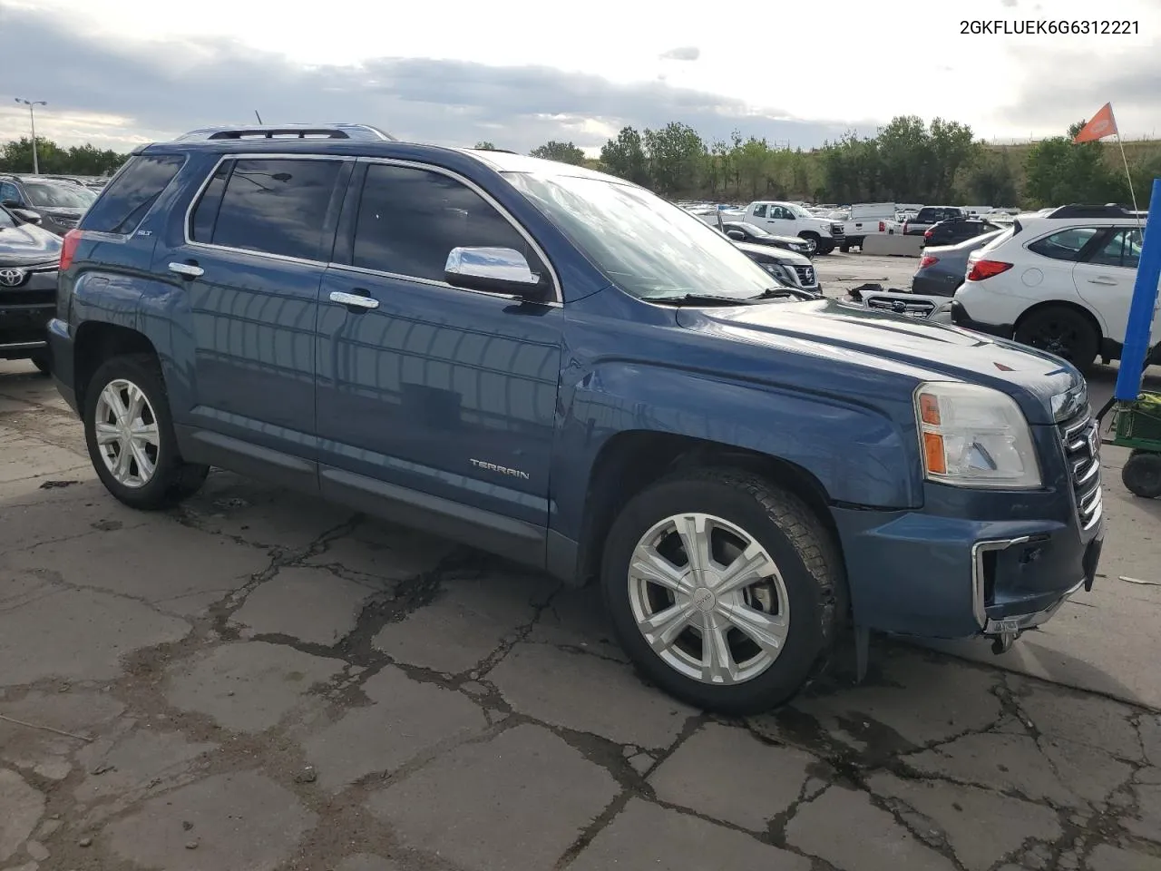 2GKFLUEK6G6312221 2016 GMC Terrain Slt