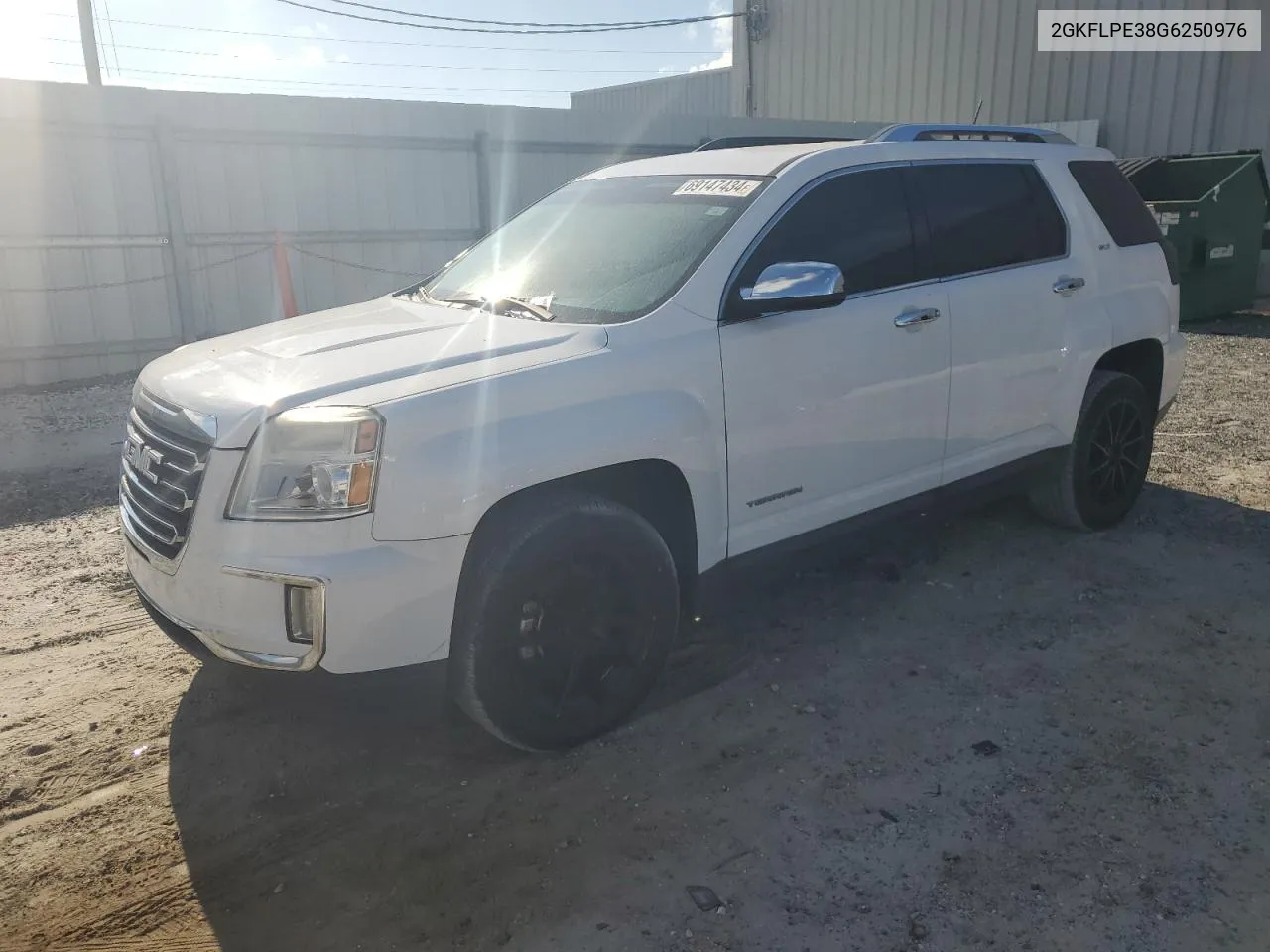 2GKFLPE38G6250976 2016 GMC Terrain Slt