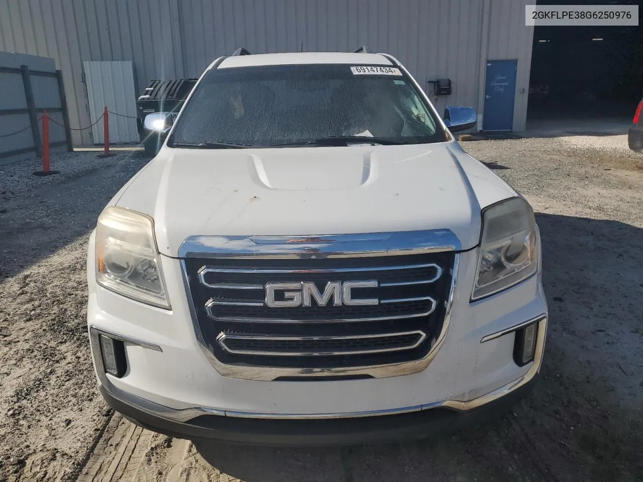 2GKFLPE38G6250976 2016 GMC Terrain Slt