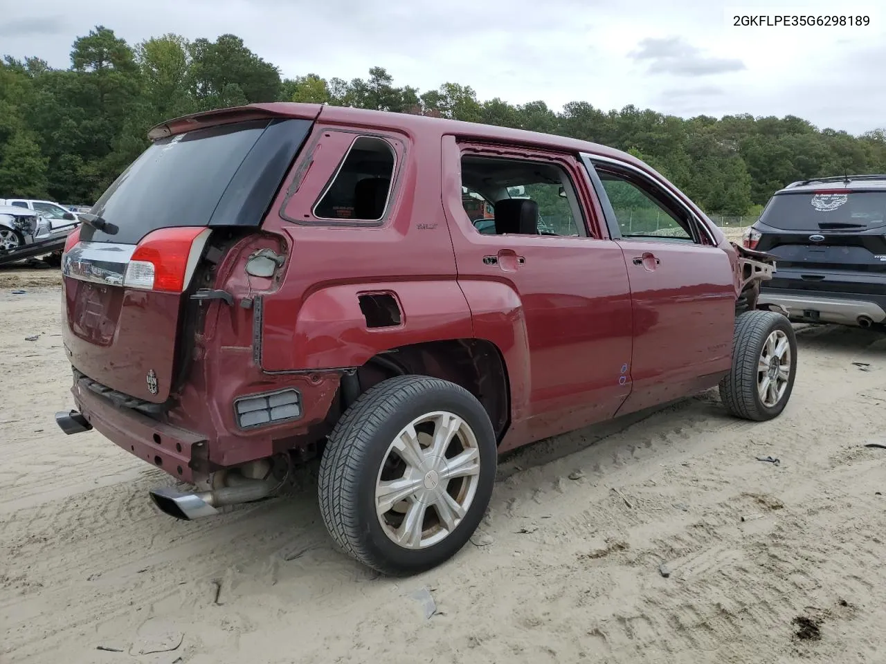 2GKFLPE35G6298189 2016 GMC Terrain Slt