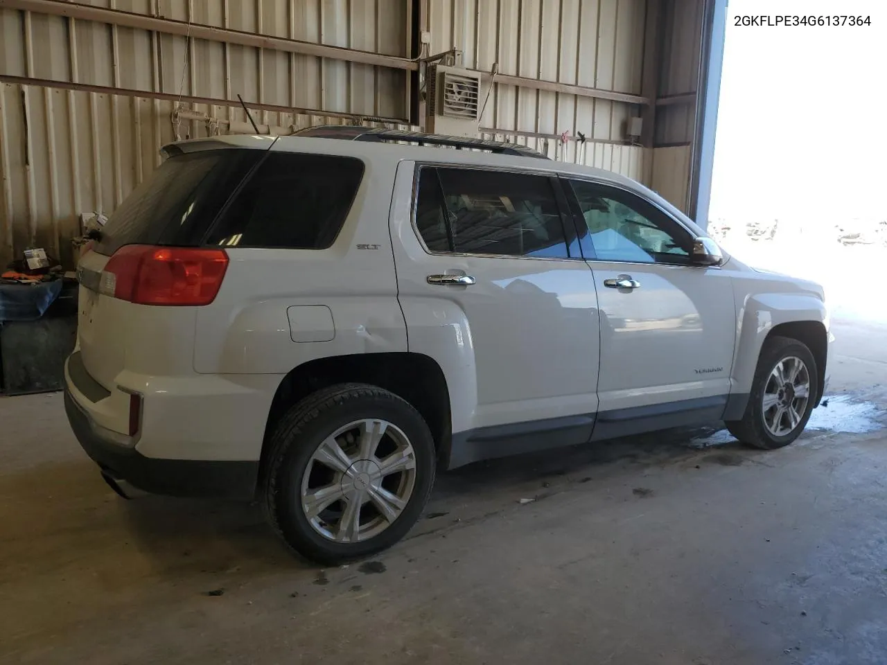 2GKFLPE34G6137364 2016 GMC Terrain Slt