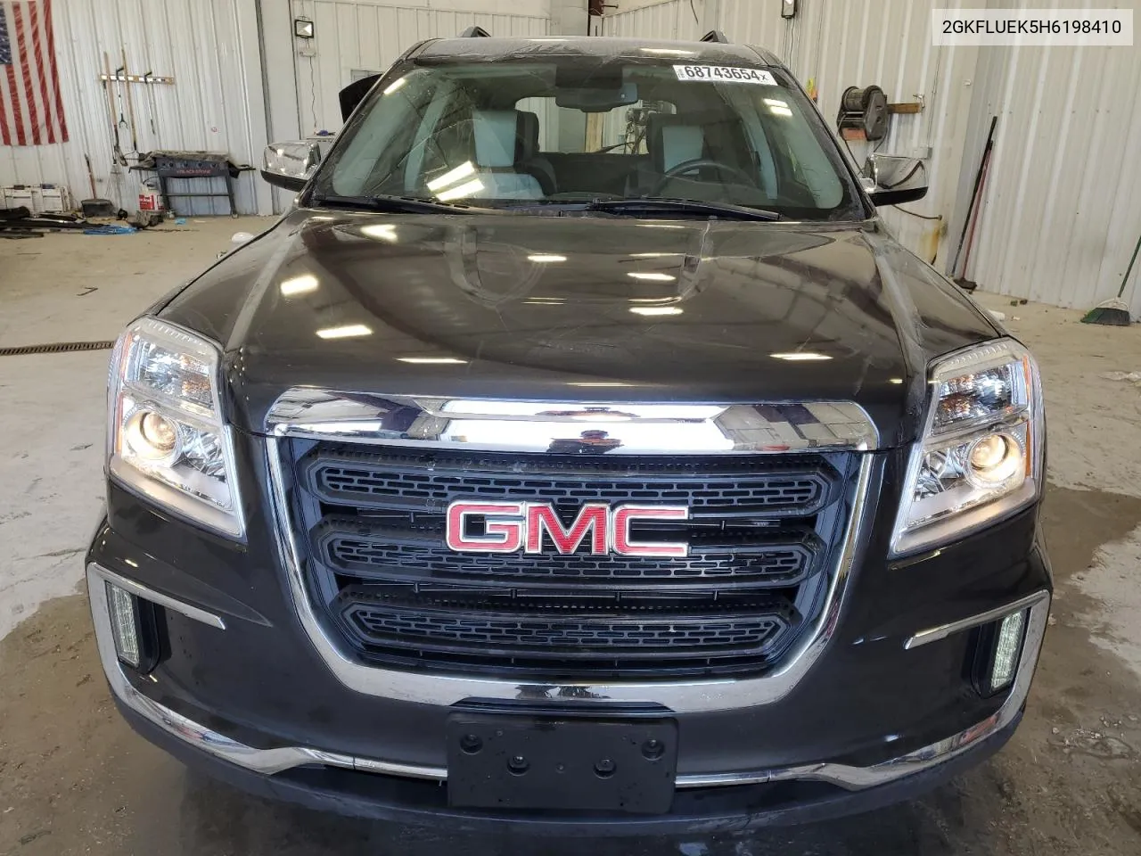 2GKFLUEK5H6198410 2017 GMC Terrain Slt