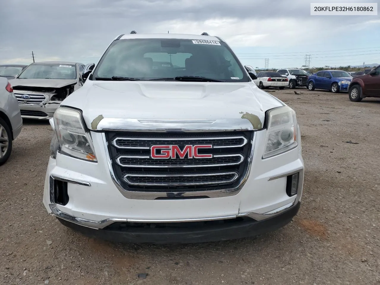 2GKFLPE32H6180862 2017 GMC Terrain Slt