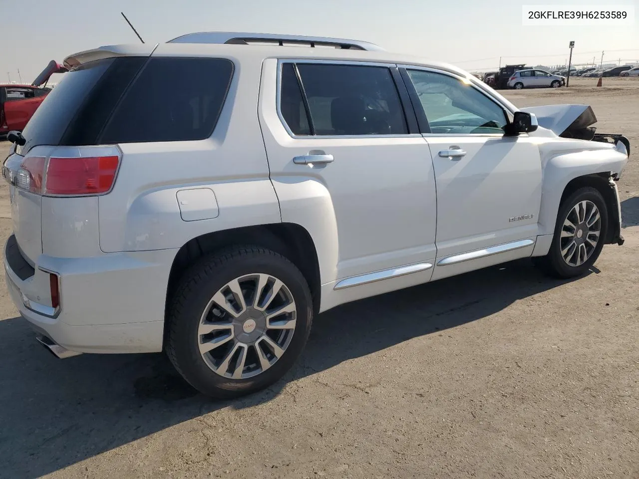 2GKFLRE39H6253589 2017 GMC Terrain Denali