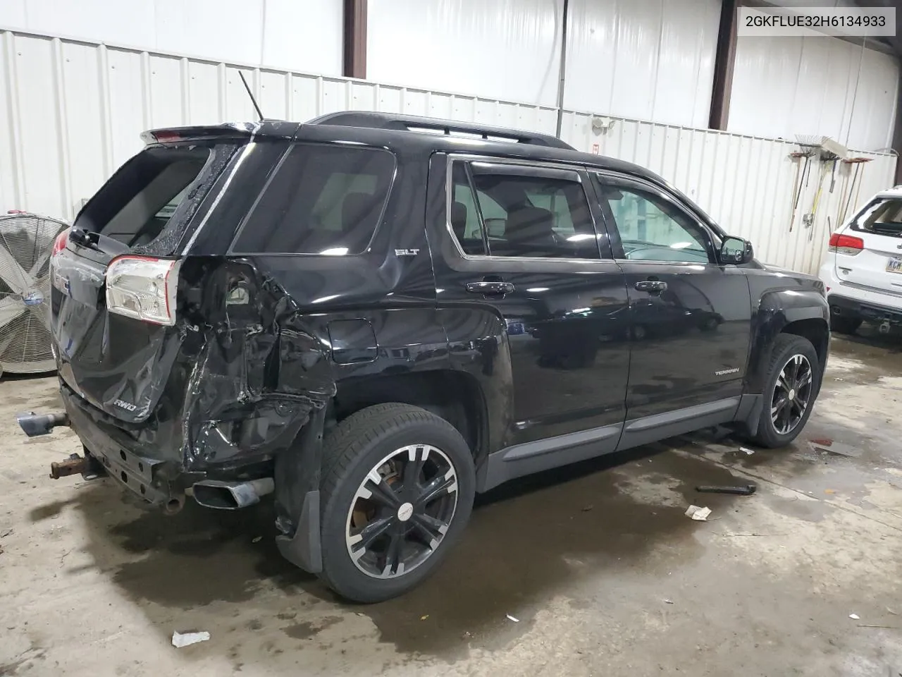 2GKFLUE32H6134933 2017 GMC Terrain Slt