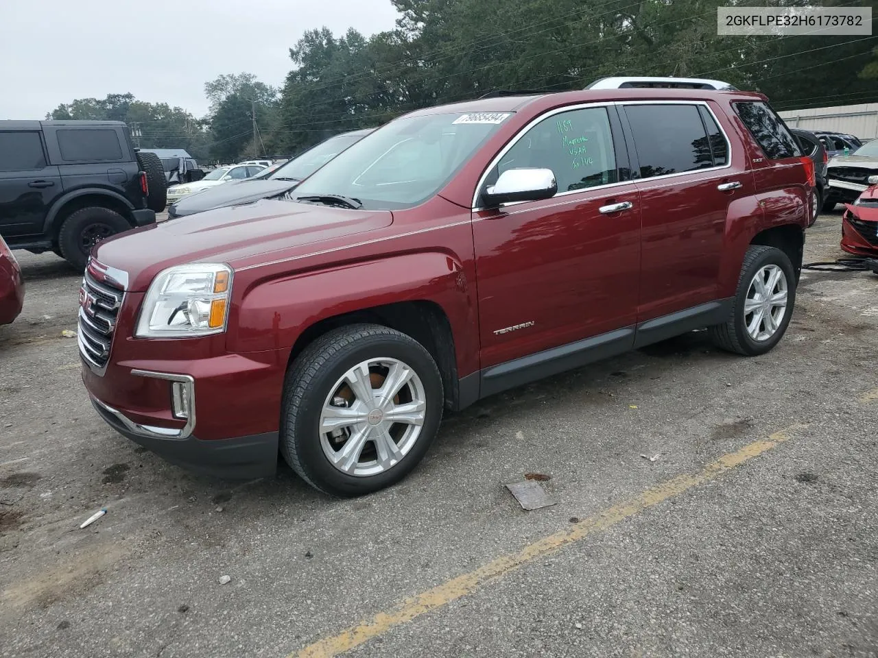 2GKFLPE32H6173782 2017 GMC Terrain Slt