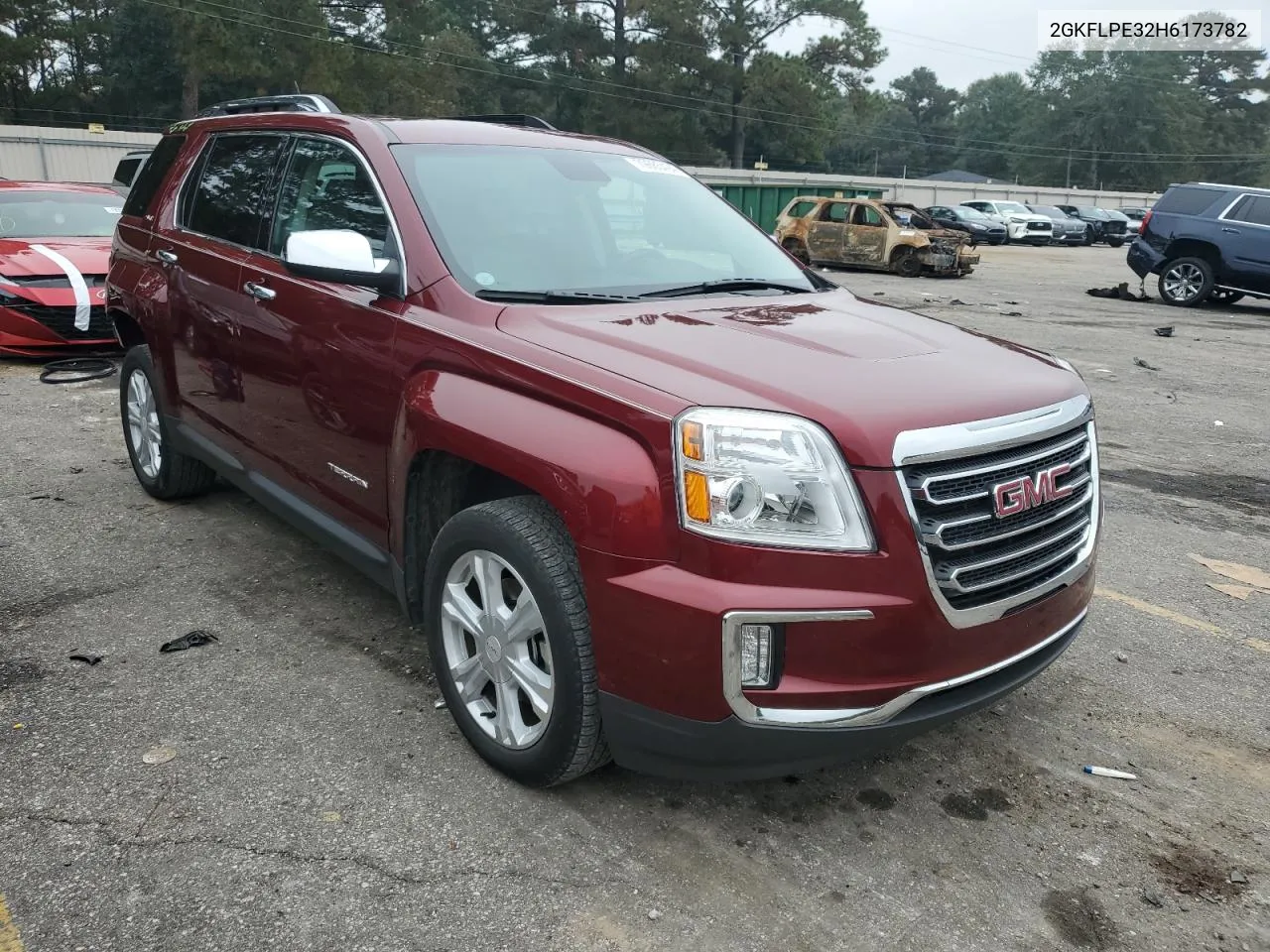 2GKFLPE32H6173782 2017 GMC Terrain Slt