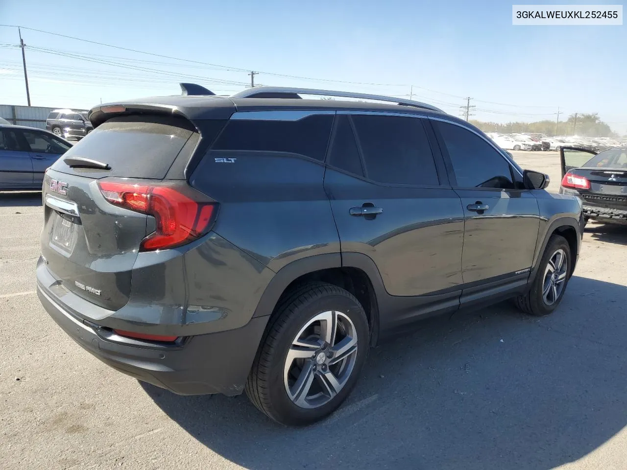 3GKALWEUXKL252455 2019 GMC Terrain Slt