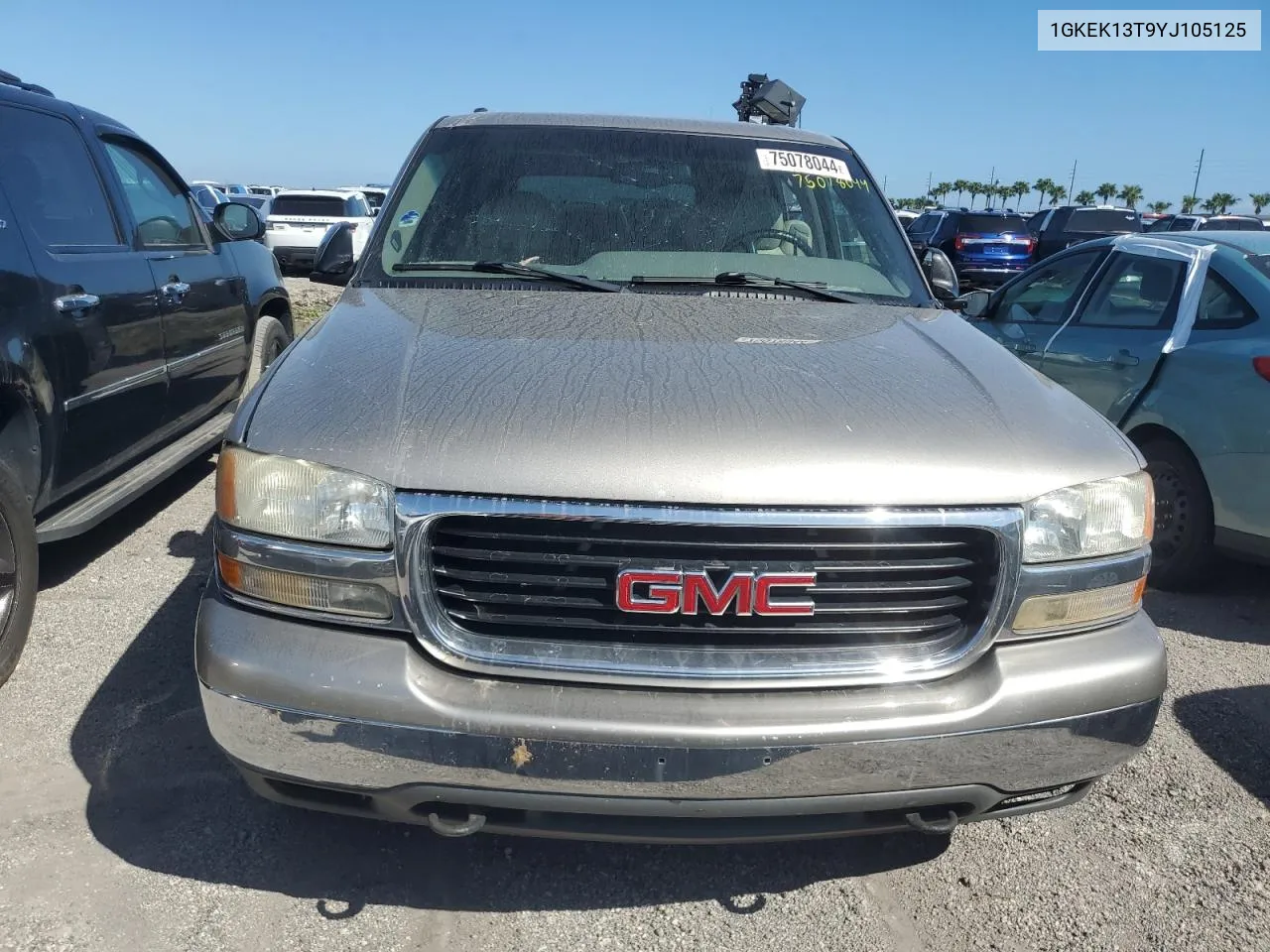 1GKEK13T9YJ105125 2000 GMC Yukon