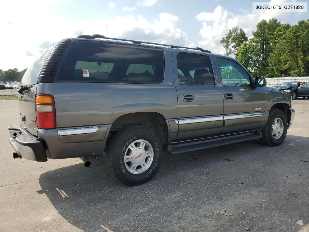 2001 GMC Yukon Xl C1500 VIN: 3GKEC16T61G271828 Lot: 65473294