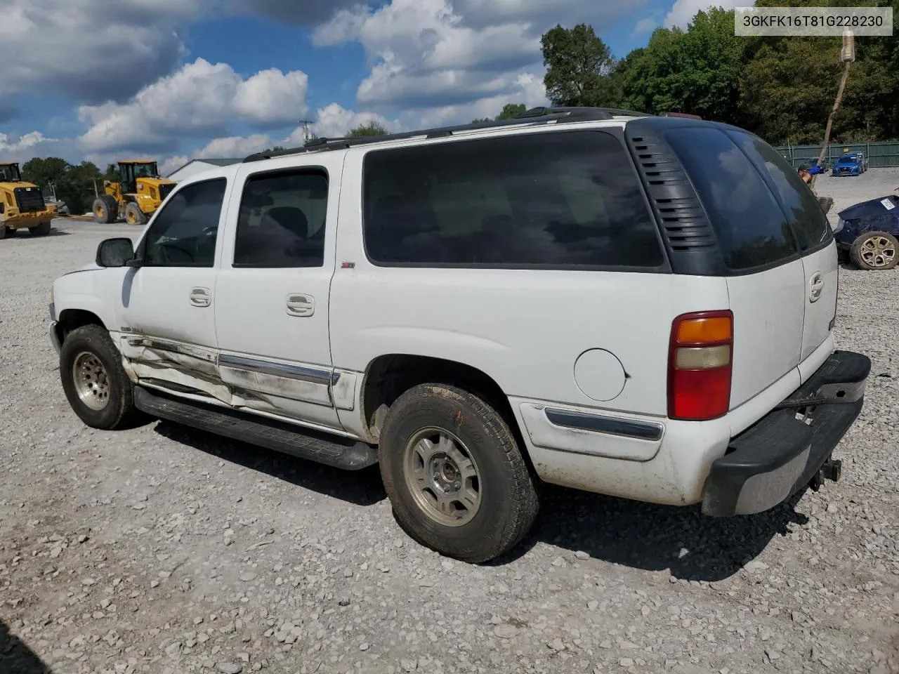 2001 GMC Yukon Xl K1500 VIN: 3GKFK16T81G228230 Lot: 74049454