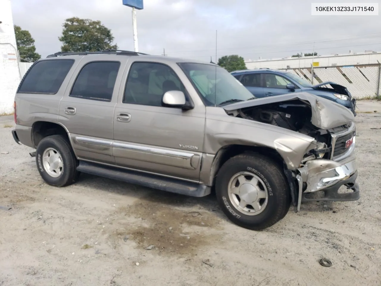 2003 GMC Yukon VIN: 1GKEK13Z33J171540 Lot: 68248074