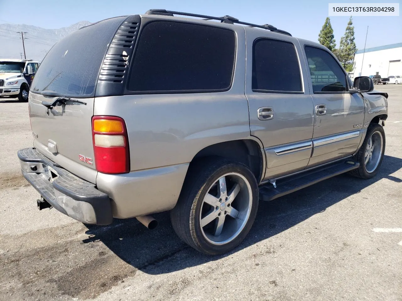 2003 GMC Yukon VIN: 1GKEC13T63R304298 Lot: 69671234