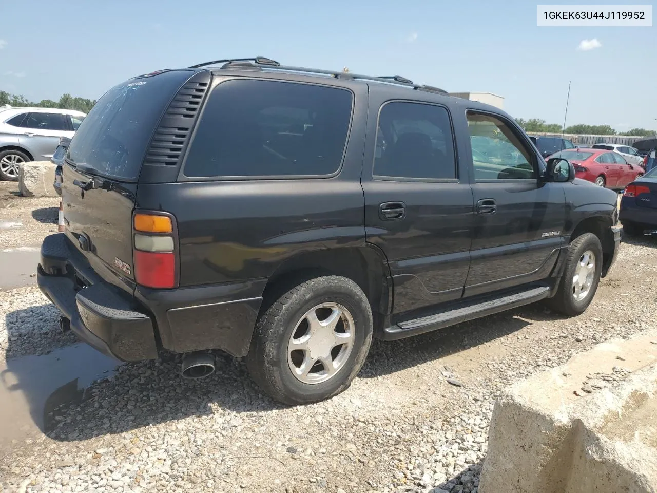 2004 GMC Yukon Denali VIN: 1GKEK63U44J119952 Lot: 64684884