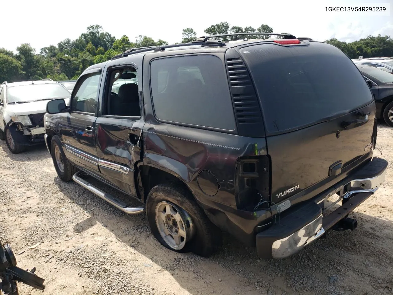 2004 GMC Yukon VIN: 1GKEC13V54R295239 Lot: 65234124