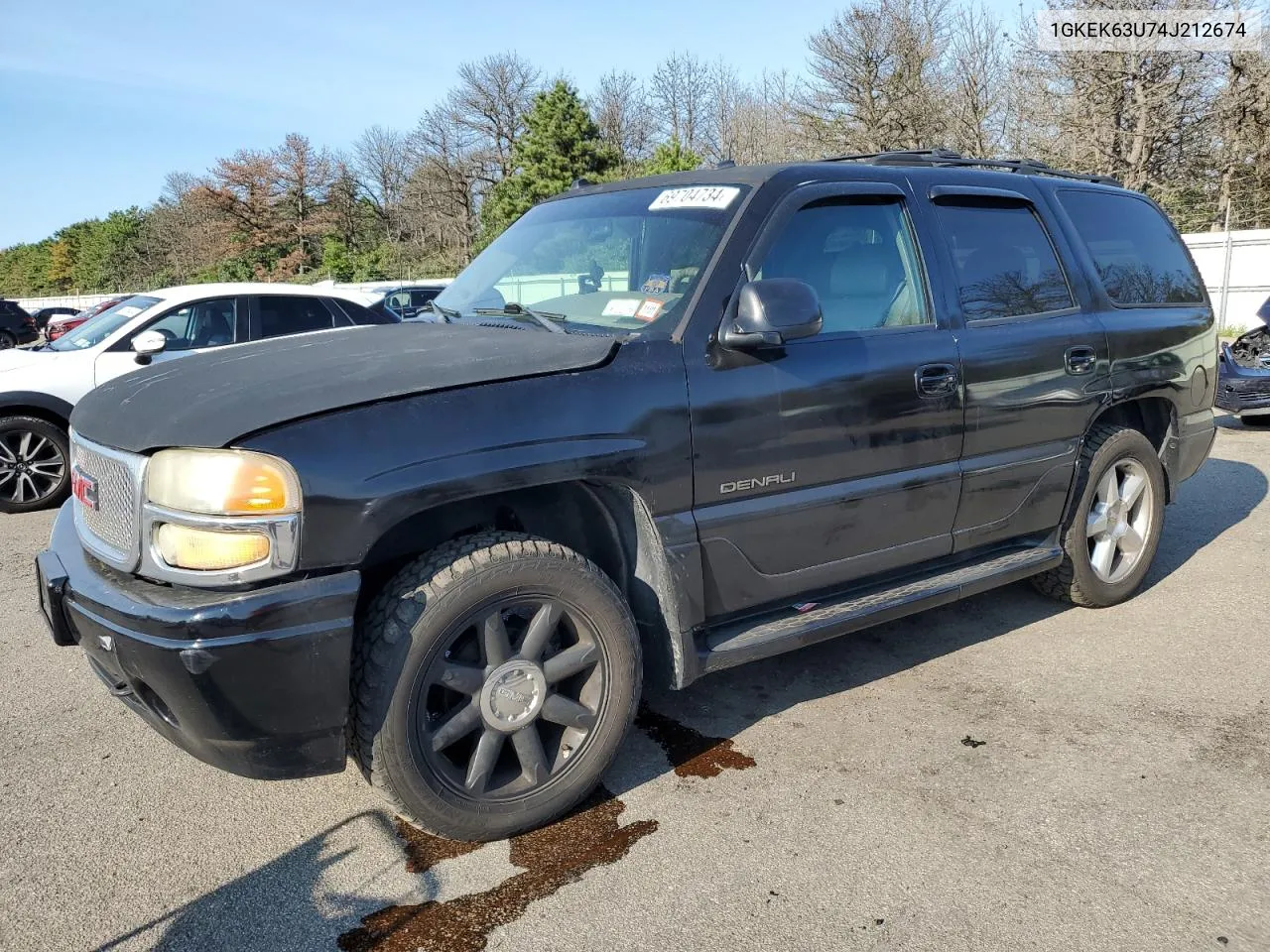 2004 GMC Yukon Denali VIN: 1GKEK63U74J212674 Lot: 69704734