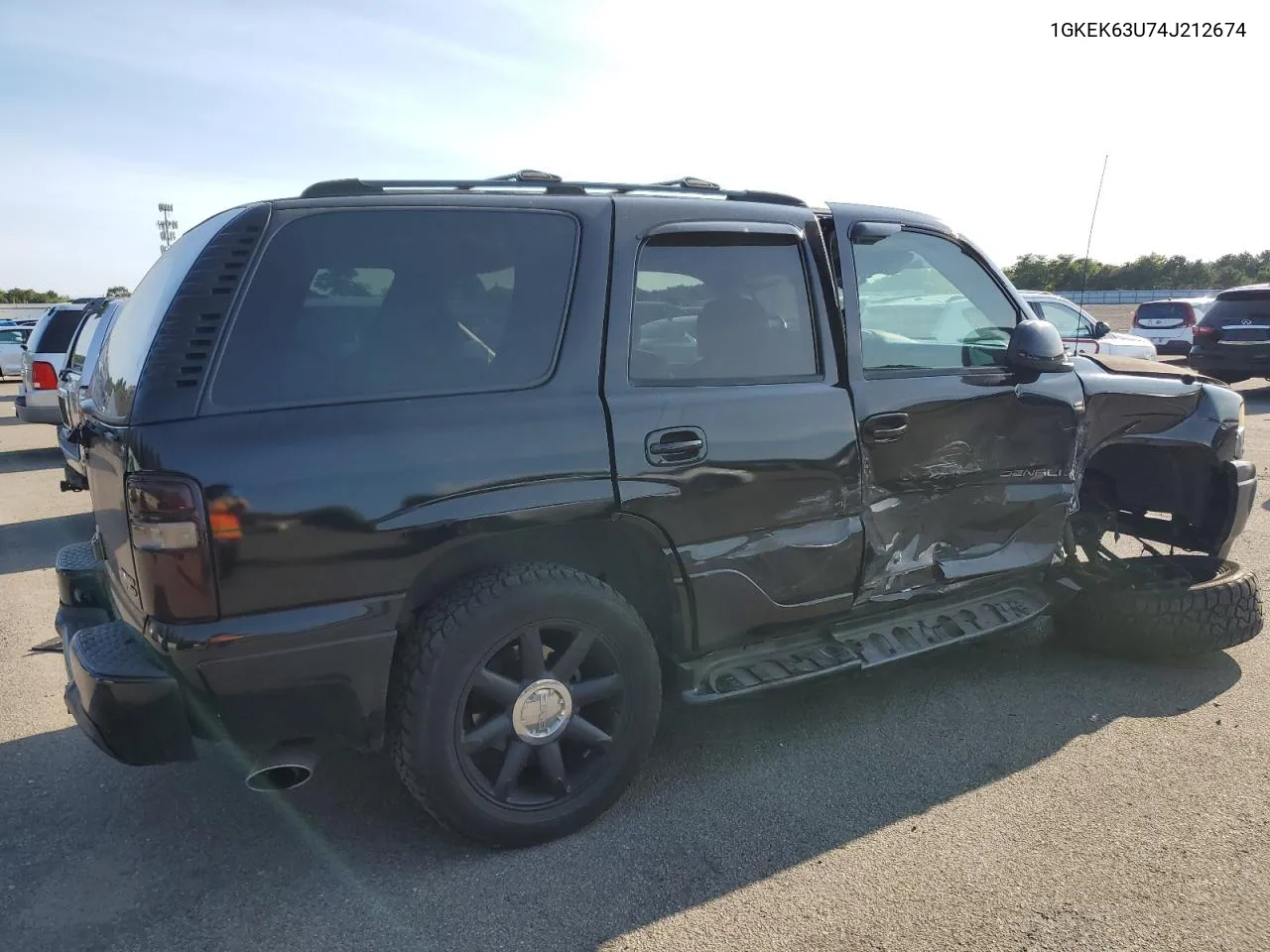 2004 GMC Yukon Denali VIN: 1GKEK63U74J212674 Lot: 69704734