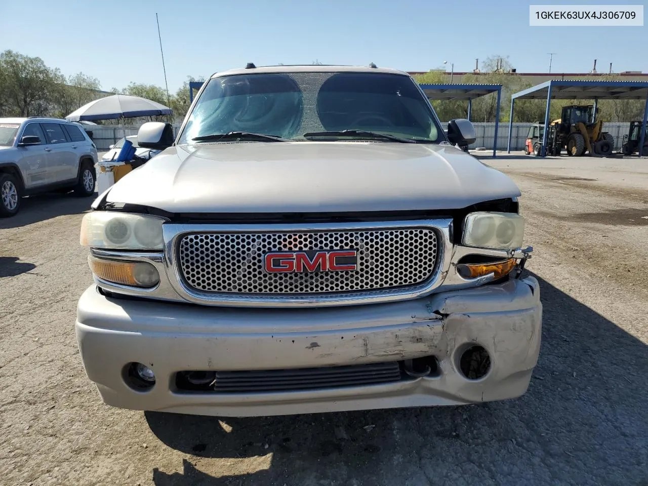 2004 GMC Yukon Denali VIN: 1GKEK63UX4J306709 Lot: 70021664