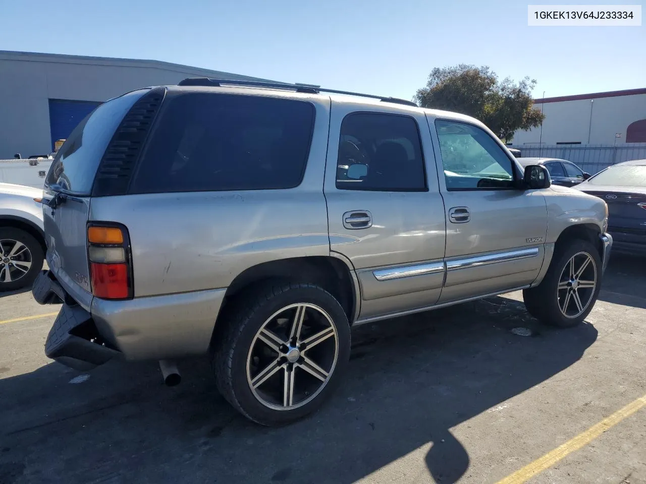 2004 GMC Yukon VIN: 1GKEK13V64J233334 Lot: 73590144