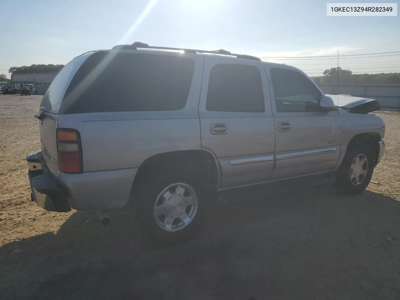 2004 GMC Yukon VIN: 1GKEC13Z94R282349 Lot: 74029344