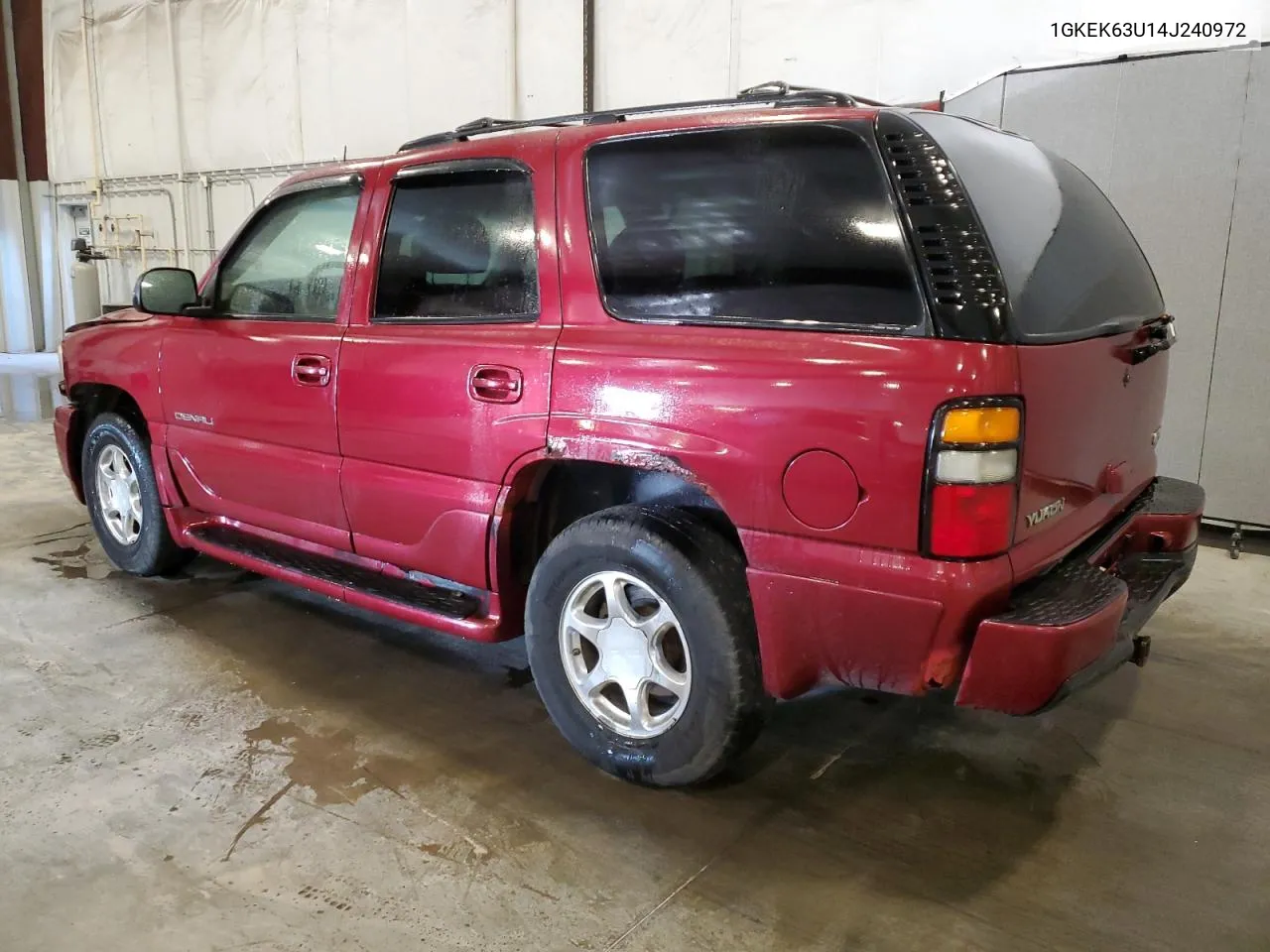 2004 GMC Yukon Denali VIN: 1GKEK63U14J240972 Lot: 76043684