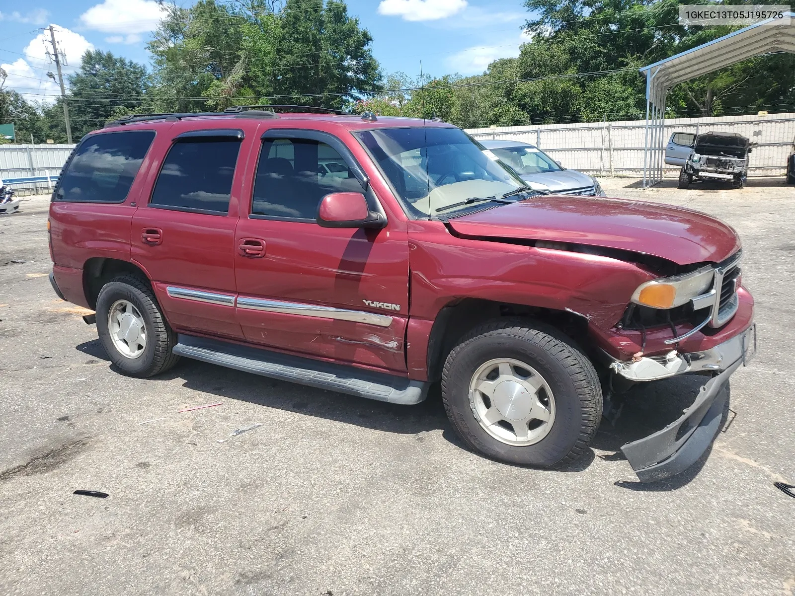 2005 GMC Yukon VIN: 1GKEC13T05J195726 Lot: 63878324