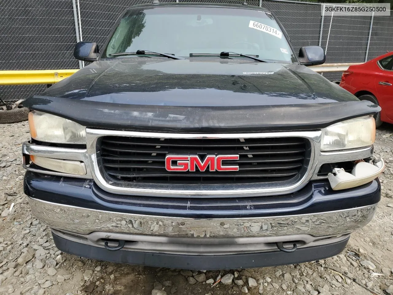 2005 GMC Yukon Xl K1500 VIN: 3GKFK16Z85G250500 Lot: 66070314