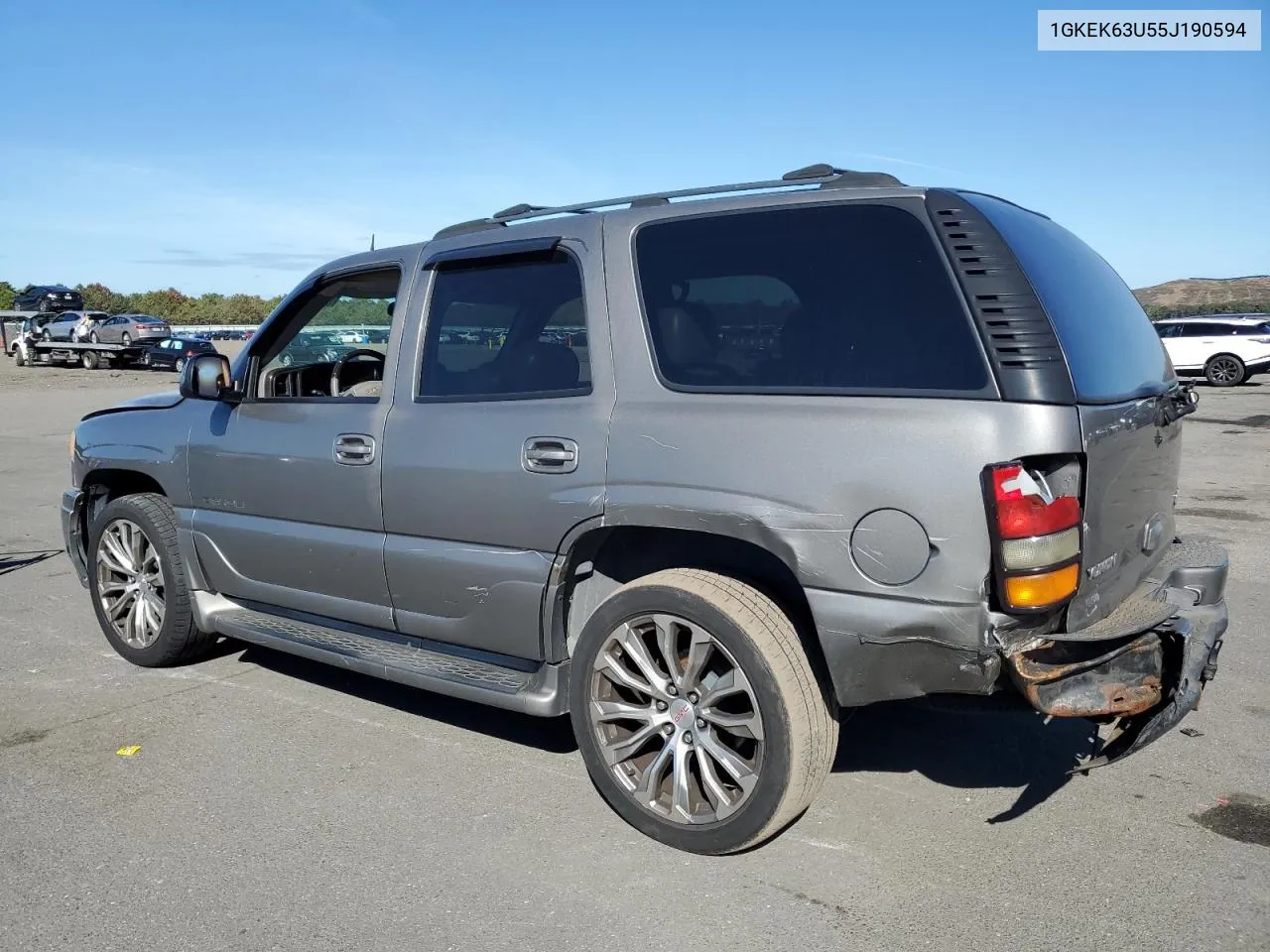 2005 GMC Yukon Denali VIN: 1GKEK63U55J190594 Lot: 71193854