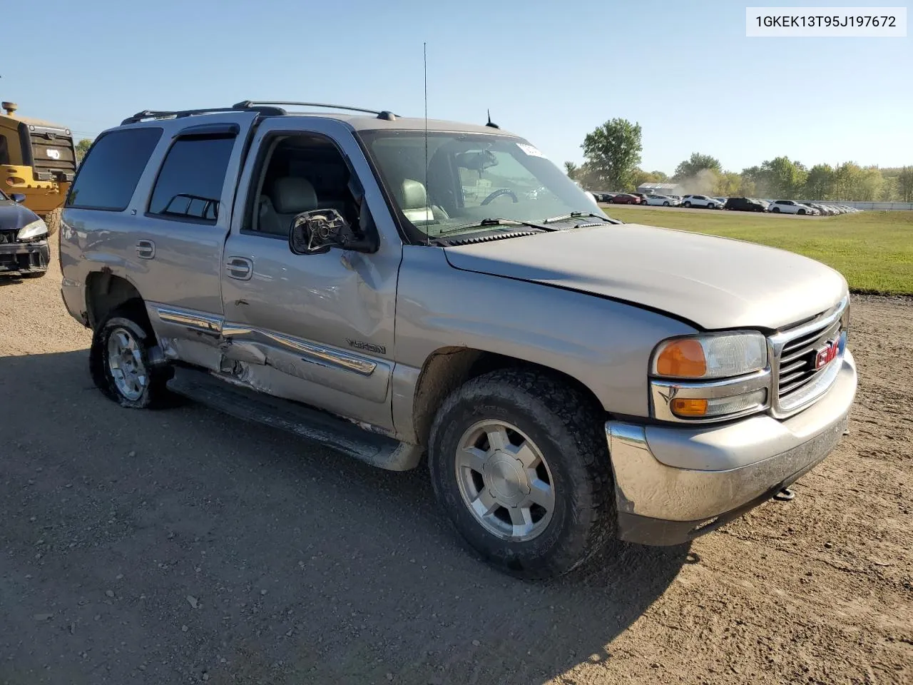 2005 GMC Yukon VIN: 1GKEK13T95J197672 Lot: 72314104