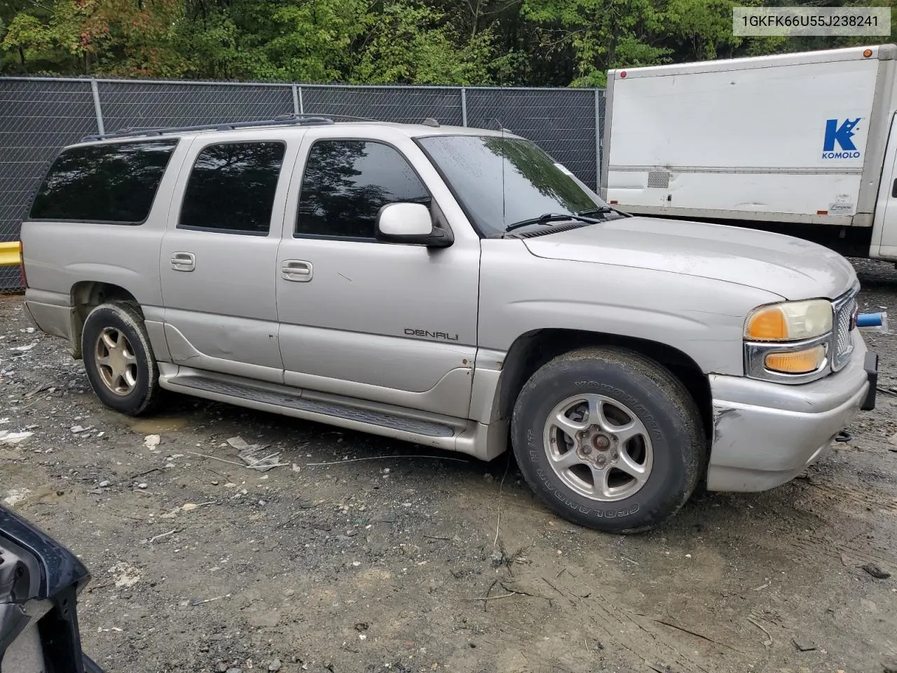 2005 GMC Yukon Xl Denali VIN: 1GKFK66U55J238241 Lot: 72602454