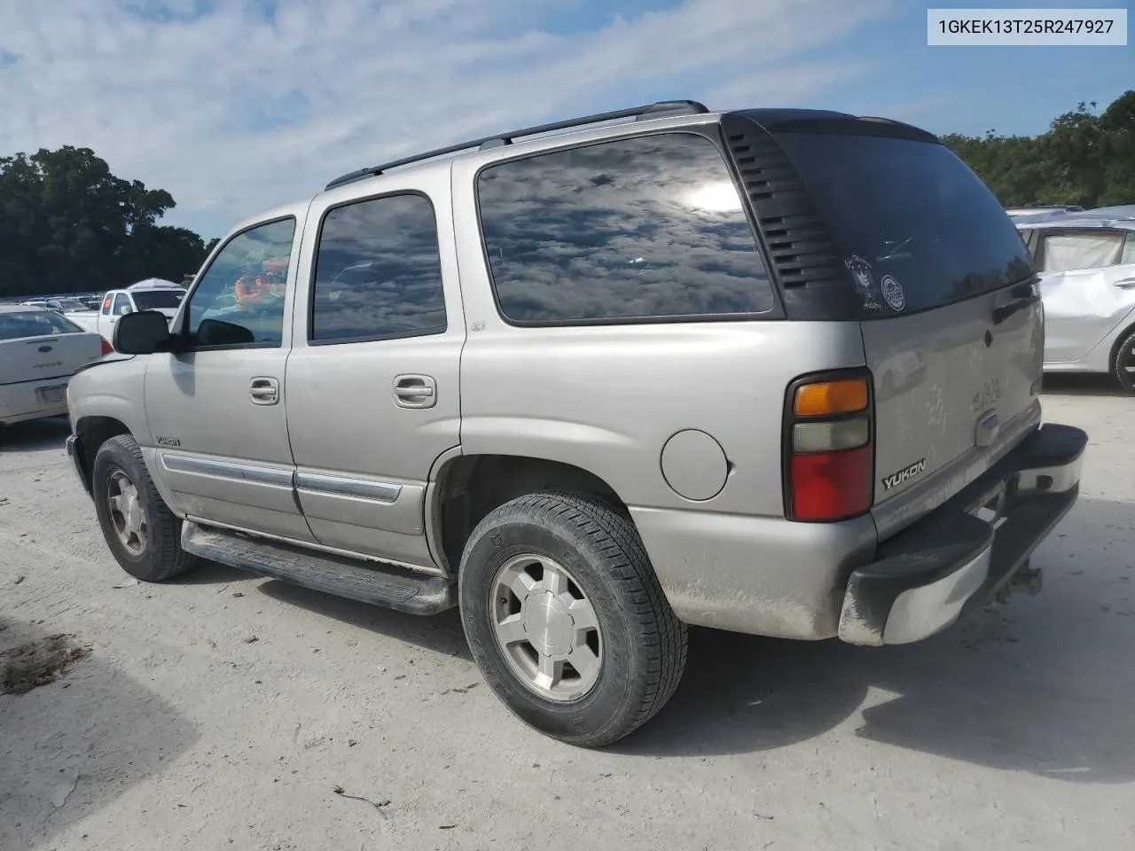 2005 GMC Yukon VIN: 1GKEK13T25R247927 Lot: 74268974